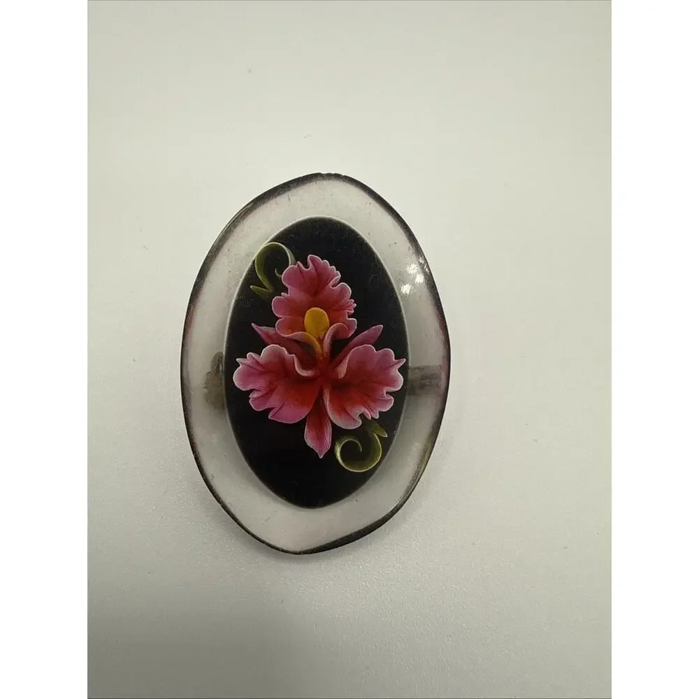 Vintage Lot of Two Brooches Floral Pink Red Lucite Gold Tone‎ Filigree